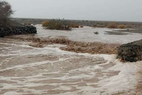 قطع راه ارتباطی ۶ روستای پشتکوه بخش شمیل بندرعباس