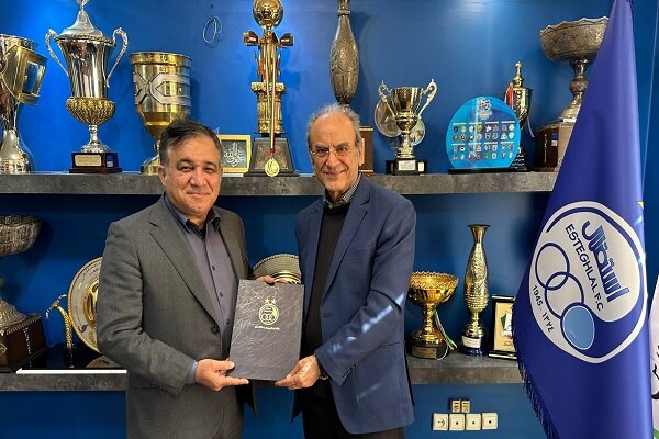 جدایی عباس ترابیان از باشگاه استقلال و چند پرسش؛ قطع همکاری طبیعی یا رفتار غیرحرفهای؟